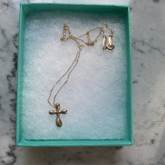 Tiffany & Co. Elsa Peretti Cross Pendant - Picture 2 of 9